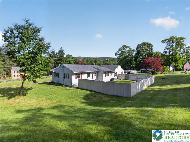 2587 East Scenic, Moore Twp, PA 18014