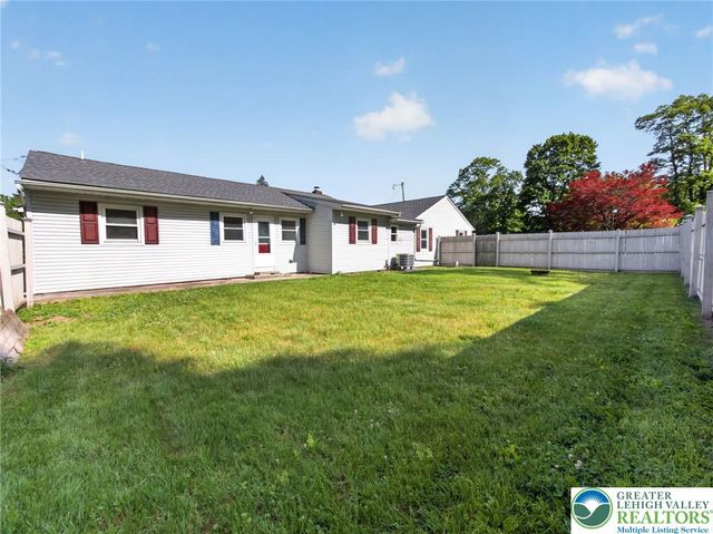 2587 East Scenic, Moore Twp, PA 18014