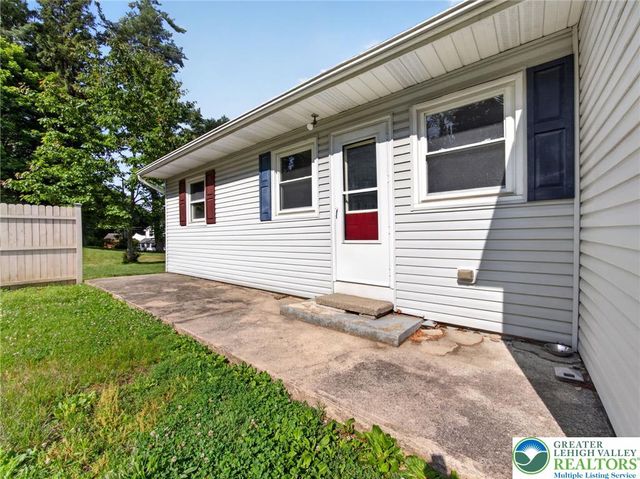 2587 East Scenic, Moore Twp, PA 18014