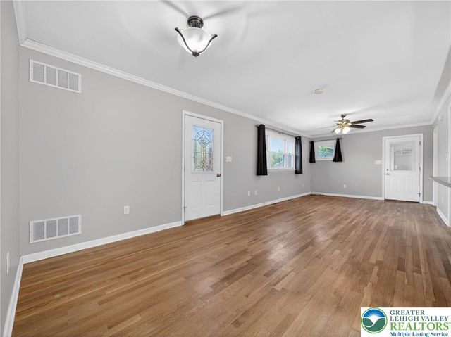 2587 East Scenic, Moore Twp, PA 18014
