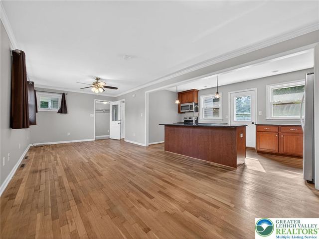 2587 East Scenic, Moore Twp, PA 18014