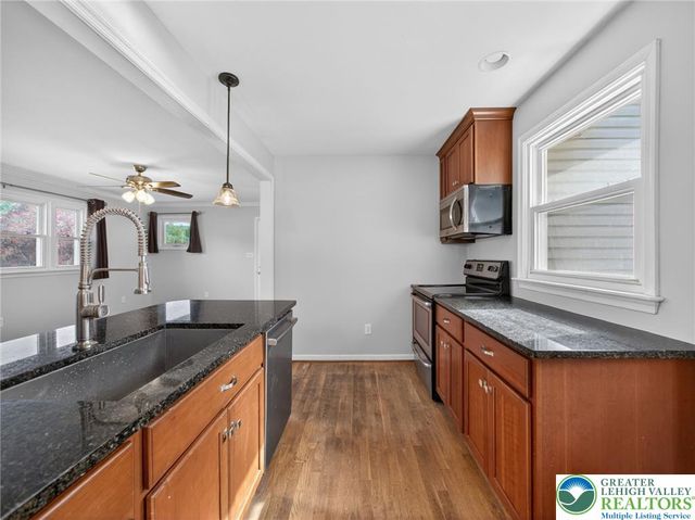 2587 East Scenic, Moore Twp, PA 18014