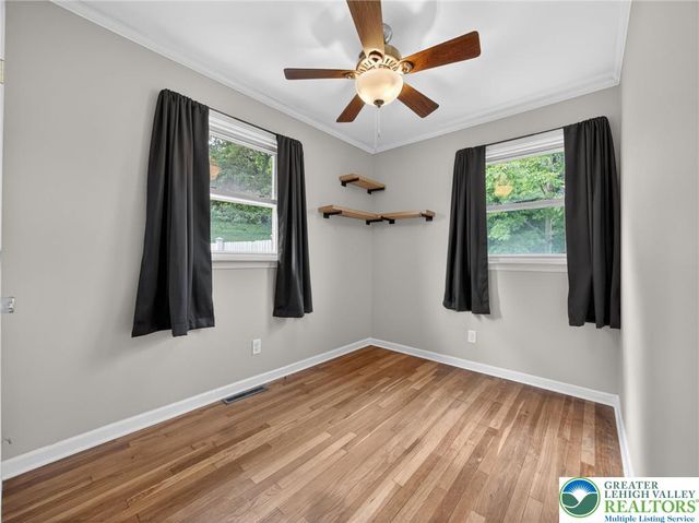 2587 East Scenic, Moore Twp, PA 18014