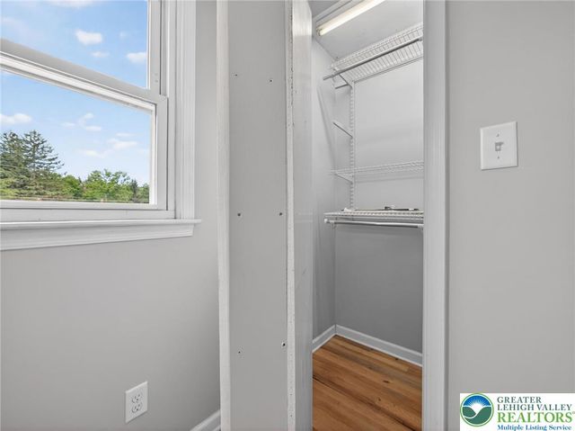 2587 East Scenic, Moore Twp, PA 18014
