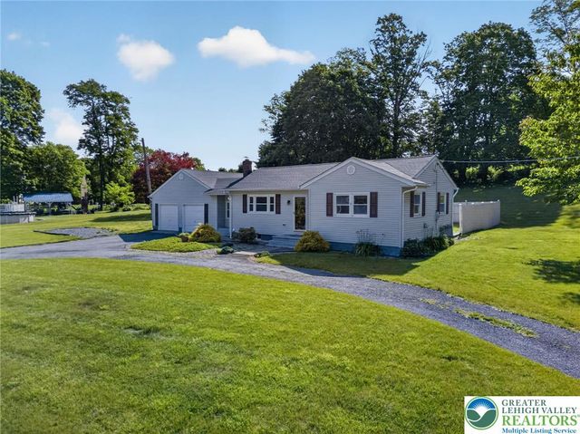 2587 East Scenic, Moore Twp, PA 18014
