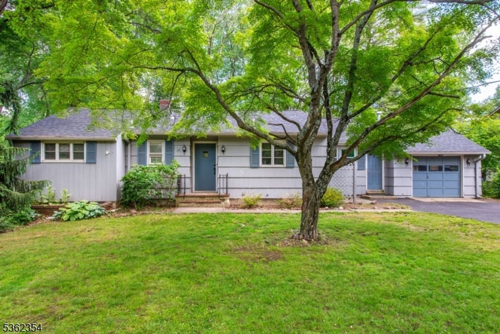 26 Park Ave, Hanover Twp., NJ 07960