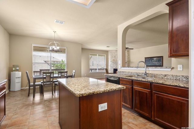 5830 palmetto way, San Antonio, TX 78253