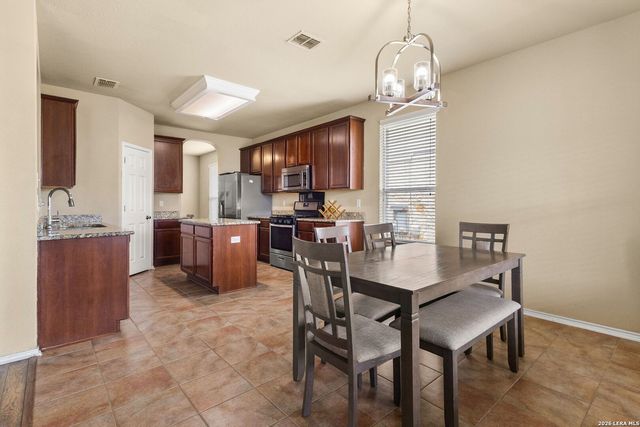 5830 palmetto way, San Antonio, TX 78253