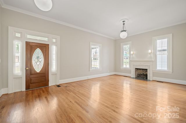 315 S Main Street, Davidson, NC 28036