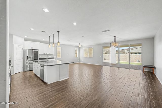 22496 E MUNOZ Street, Queen Creek, AZ 85142