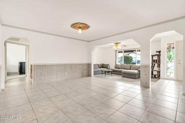 1008 W MESETO Avenue, Mesa, AZ 85210