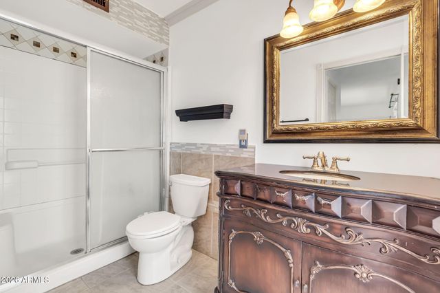 1008 W MESETO Avenue, Mesa, AZ 85210