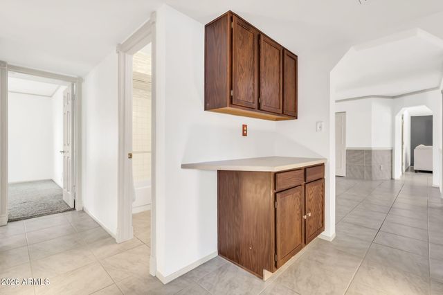 1008 W MESETO Avenue, Mesa, AZ 85210