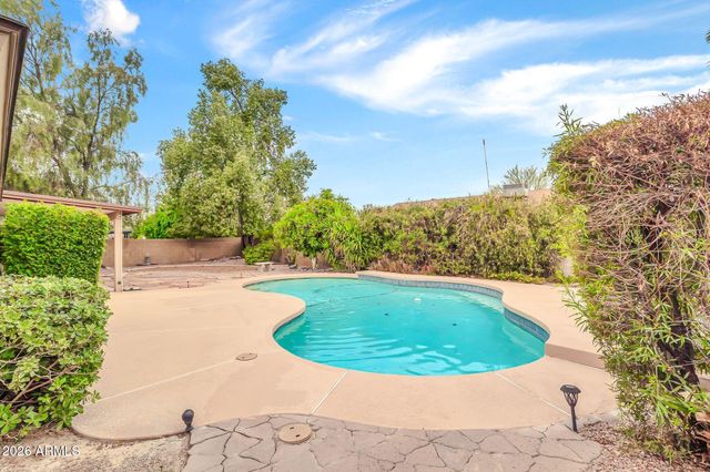 1008 W MESETO Avenue, Mesa, AZ 85210