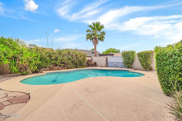 1008 W MESETO Avenue, Mesa, AZ 85210