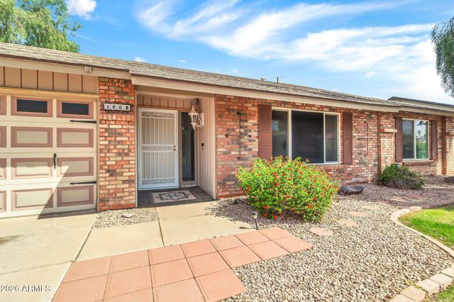 1008 W MESETO Avenue, Mesa, AZ 85210