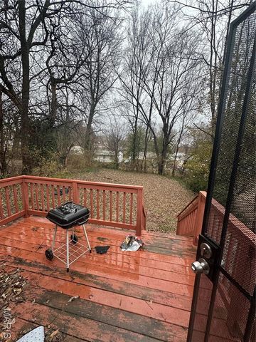 233 Connolly Drive, Hazelwood, MO 63135