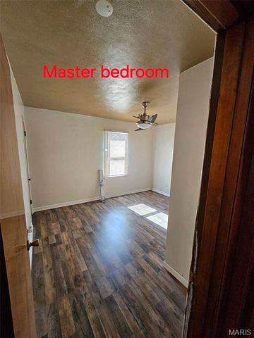 233 Connolly Drive, Hazelwood, MO 63135