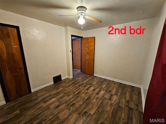 233 Connolly Drive, Hazelwood, MO 63135