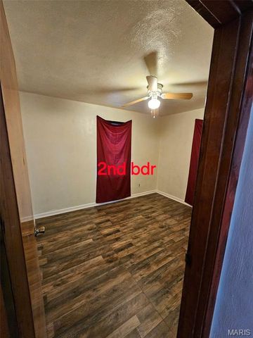 233 Connolly Drive, Hazelwood, MO 63135