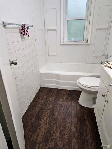 233 Connolly Drive, Hazelwood, MO 63135