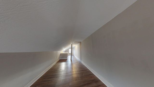 1988 1990 N 4th Street, Columbus, OH 43201