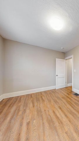 1988 1990 N 4th Street, Columbus, OH 43201