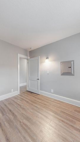 1988 1990 N 4th Street, Columbus, OH 43201