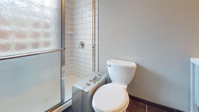 1988 1990 N 4th Street, Columbus, OH 43201