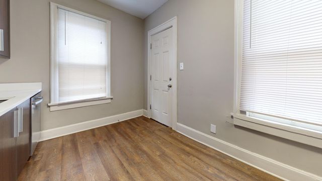 1988 1990 N 4th Street, Columbus, OH 43201