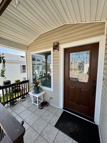 529 W Clam Circle, Port Isabel, TX 78578