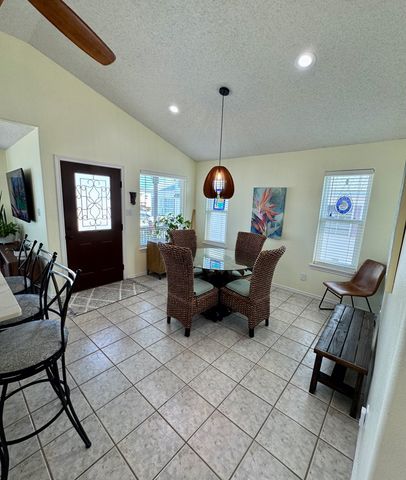 529 W Clam Circle, Port Isabel, TX 78578