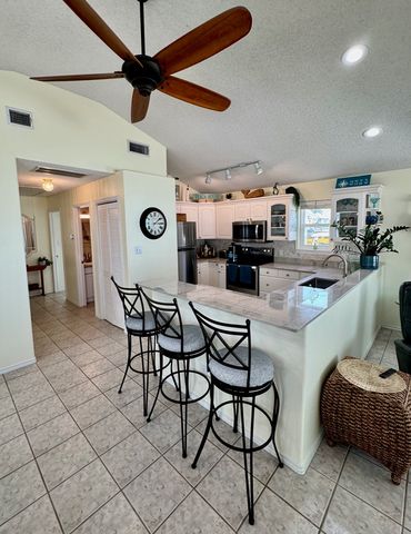 529 W Clam Circle, Port Isabel, TX 78578