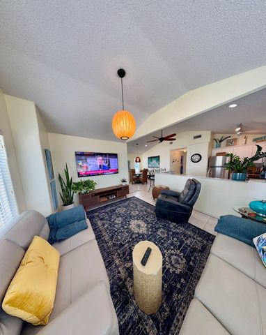 529 W Clam Circle, Port Isabel, TX 78578