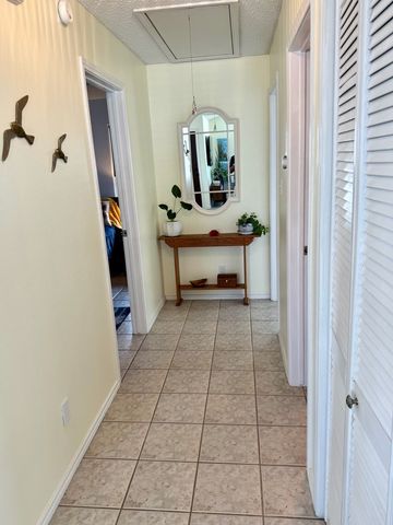 529 W Clam Circle, Port Isabel, TX 78578