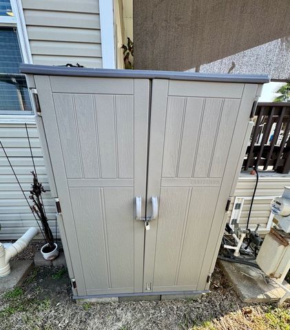 529 W Clam Circle, Port Isabel, TX 78578