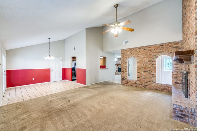 111 Oldtowne, Seguin, TX 78155