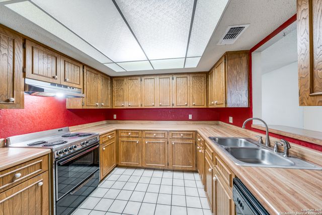 111 Oldtowne, Seguin, TX 78155