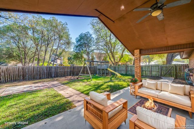 111 Oldtowne, Seguin, TX 78155