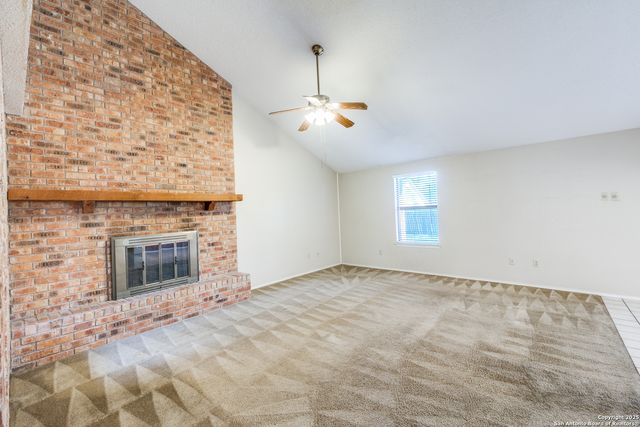 111 Oldtowne, Seguin, TX 78155