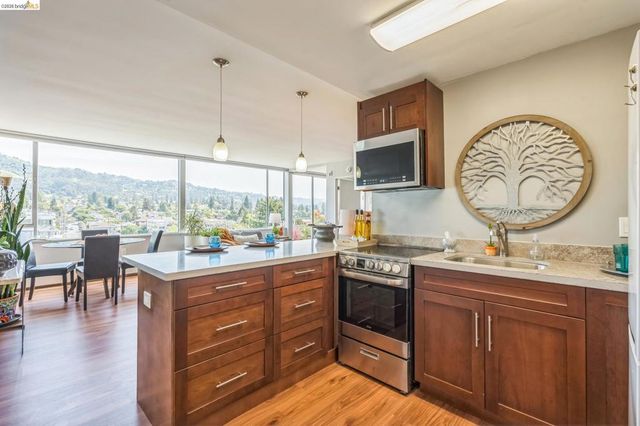 2550 Dana St, Berkeley, CA 94704