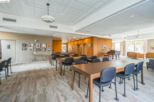 2550 Dana St, Berkeley, CA 94704