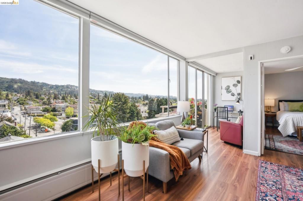 2550 Dana St, Berkeley, CA 94704