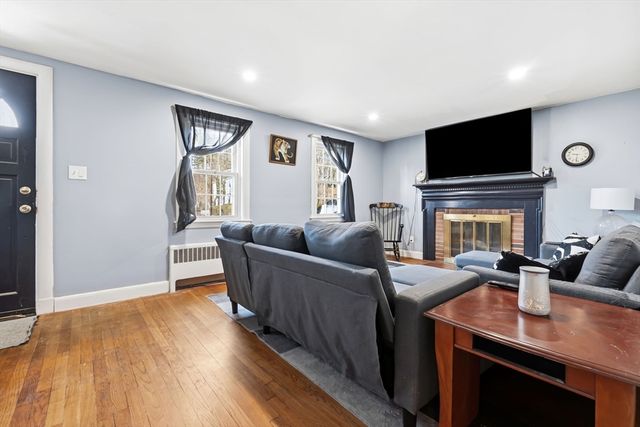 287 Main St, Saugus, MA 01906