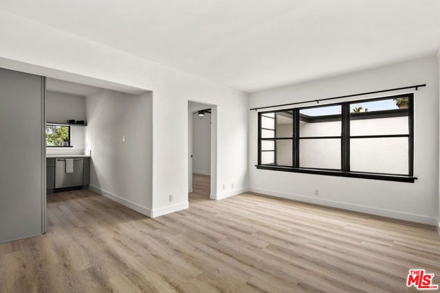 4723 Beverly Boulevard, Los Angeles, CA 90004