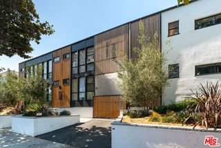 4723 Beverly Boulevard, Los Angeles, CA 90004