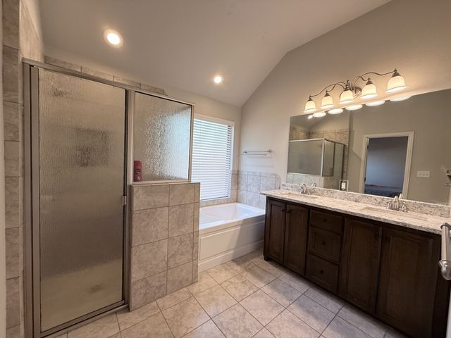 618 E Walcott Street, Pilot Point, TX 76258