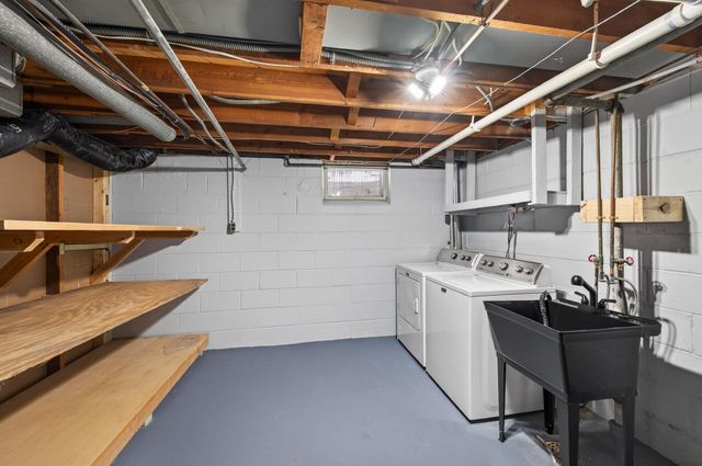 5657 Maryland Avenue N, Crystal, MN 55428