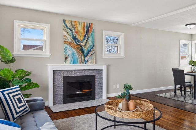 5657 Maryland Avenue N, Crystal, MN 55428