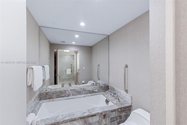 551 N Fort Lauderdale Beach Boulevard H1212, Fort Lauderdale, FL 33304